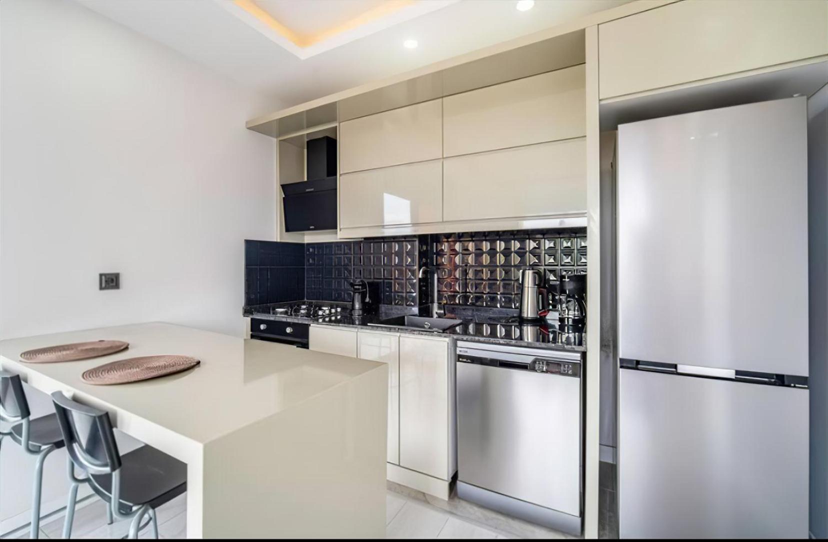 Tunc Suite Luxury House Aksu  Εξωτερικό φωτογραφία
